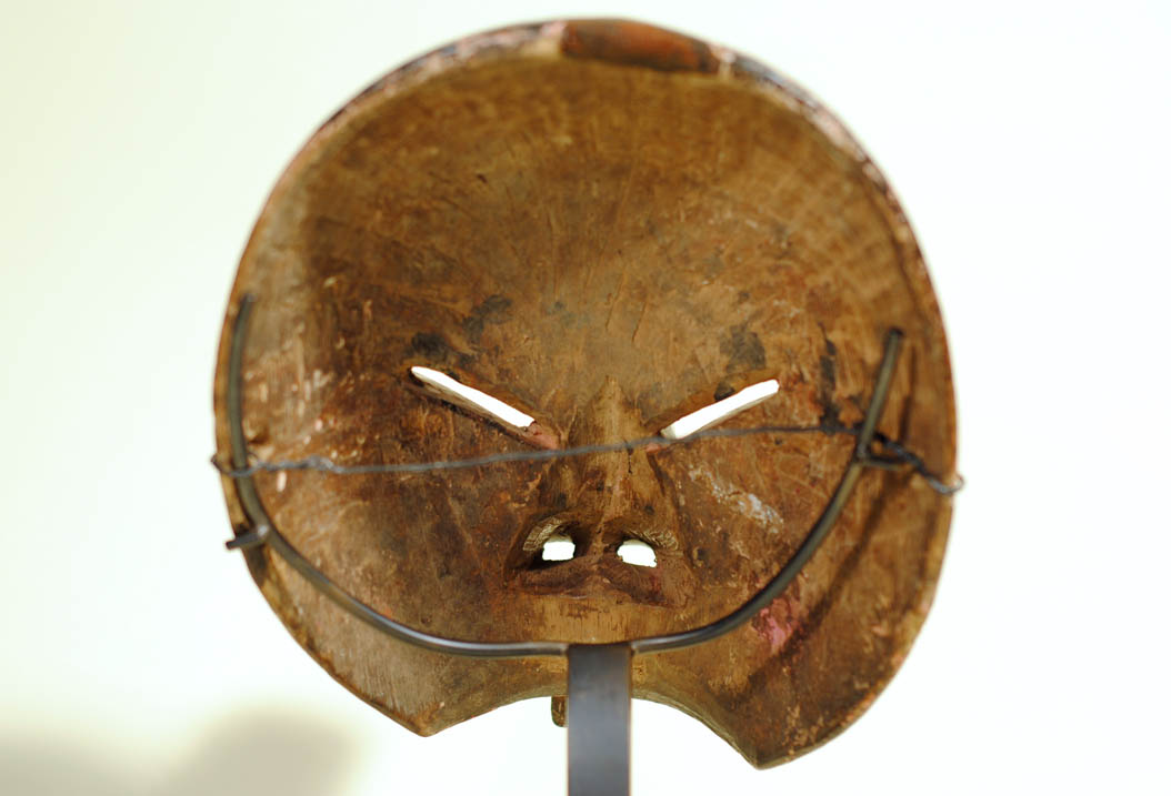 Bamyan Mobili e Oggetti d'Arte Orientale - Etnografia - Maschera in legno - Java Indonesia - dimensioni cm. 21,50x16x14