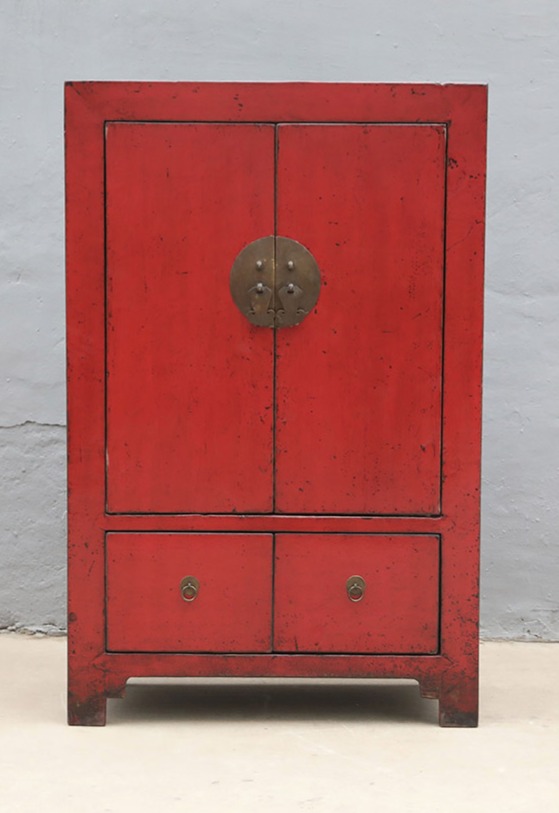 Armadietto laccato rosso